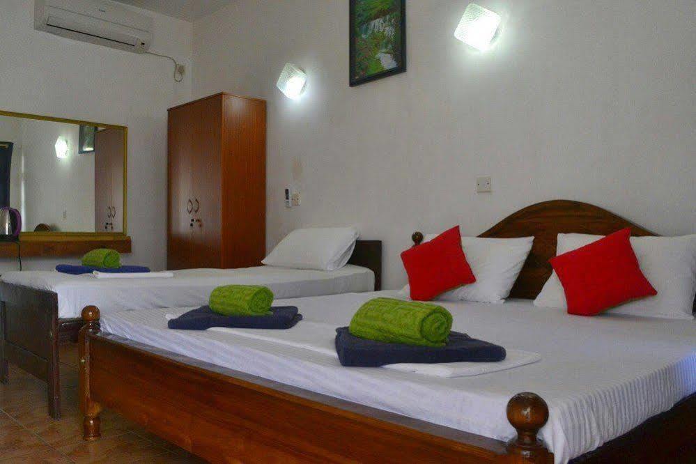 New Shangrela Beach Resort Ambalangoda  Eksteriør bilde
